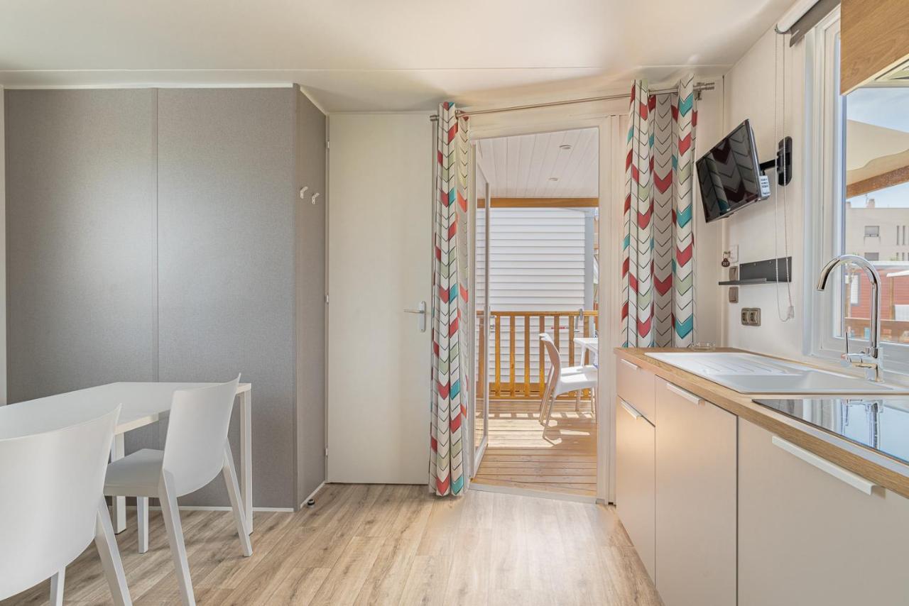 بوسول Camping Valencia - Bungalows المظهر الخارجي الصورة